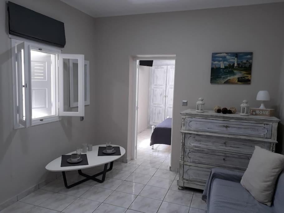 فيلا Margarita Santorini 1 إيميروفيغلي المظهر الخارجي الصورة